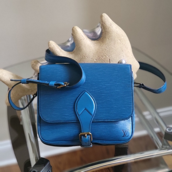 Louis Vuitton Epi Cartouchiere GMToledo Blue Shoulder Crossbody Bag..Authentic.. - Picture 1 of 16